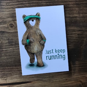 Carte postale OURS RUNNING Catherine Redgate écossaise Ecosse coureur positivité positive salle de sport fitness courir sports nounours mignon jour heureux