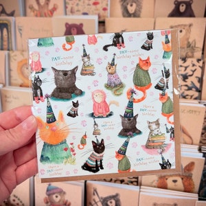 Carte de voeux d'anniversaire chat vierge à l'intérieur de Catherine Redgate Ecosse jeu de mots impressionnant cartes de jour de naissance chats félin drôle mignon chapeau de fête amusant heureux