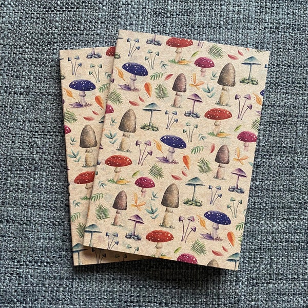 Bloc-notes d'artiste FUNKY FUNGI A6 ECO, bloc-notes sur la recherche de nourriture, bloc-notes Catherine Redgate, noyau de chalet, champignon confortable, forêt