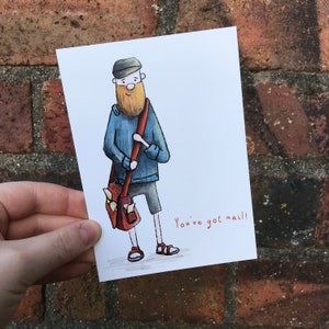 Carte postale You've got MAIL - par Catherine Redgate - FACTEUR postier personnage fun guy illustration letter mail post écrire papeterie