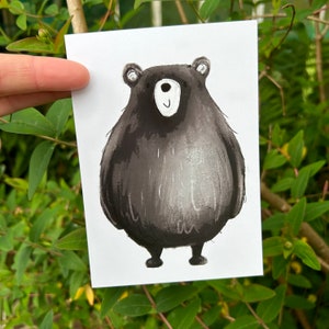 Grau TEE BÄR Postkarte Catherine Redgate Positivität Illustration Brief Mail Post positiv Tees trinken Wortspiel Bären Teddy Winter Kaffee Runde