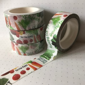 Papier de papeterie artisanal RUBAN WASHI écusson LÉGUMES illustrant l'écossais Catherine Redgate bullet journal jeu de mots jardin amusant heureux végétalien