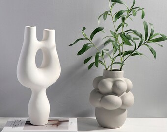 Color : Style C Flowers Vases Modern Home Creativity Art White Ceramic Ornaments Nordic Minimalism Irregular Ceramic Vase for Living Room Bed Room Porch Hotel Decoration Color : Style C Flowers Vases Modern Home Creativity Art White Ceramic Ornaments Nordic Minimalism Irregular Ceramic Vase for Living Room Bed Room Porch Hotel Decoration