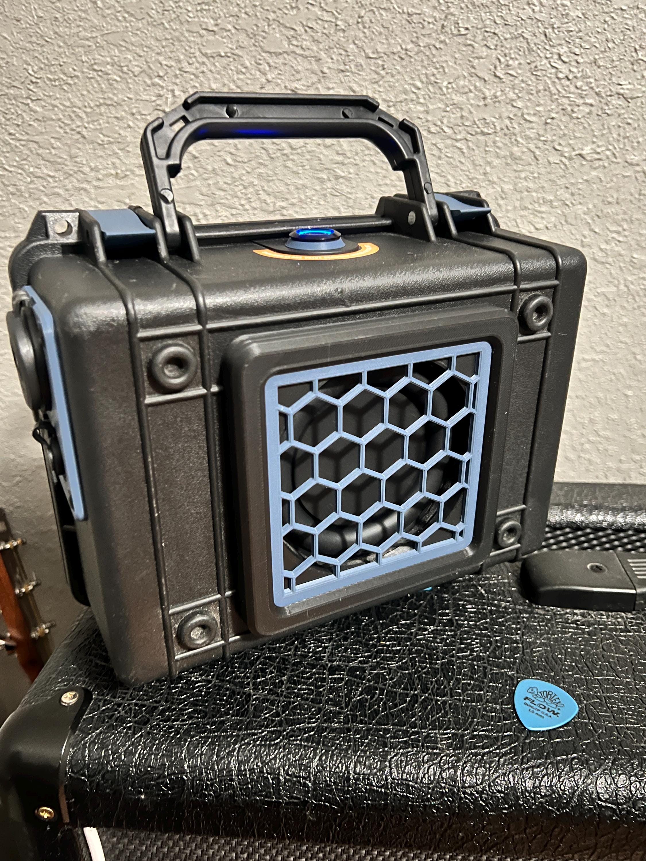 Custom Bluetooth Speaker Kicker KS 4x6 Apache 1800 Case Lipo Battery 3D ...