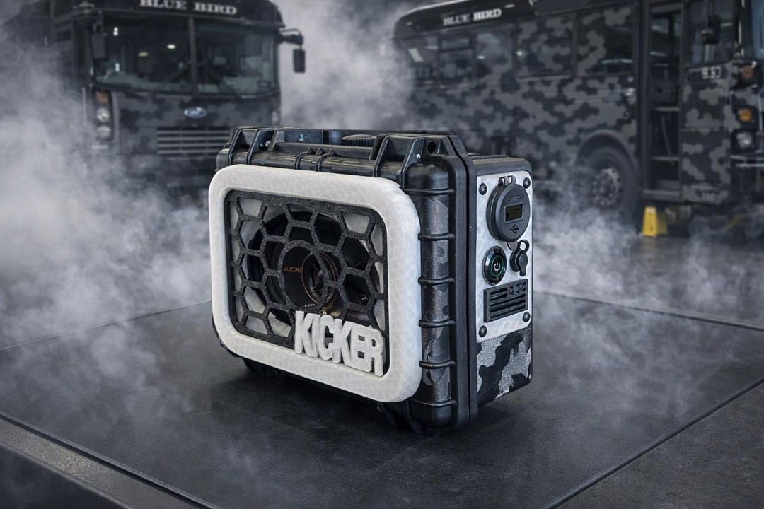 Custom Bluetooth Speaker Kicker KS 4x6 Apache 1800 Case Lipo Battery 3D ...
