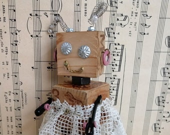 Wood robot Beauty Wooden robot desk figurine Steampunk sculpture Upcycled art Unusual gift for men women New job gift Mother day gift