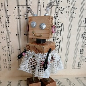 Wood robot Beauty Wooden robot desk figurine Steampunk sculpture Upcycled art Unusual gift for men women New job gift Mother day gift