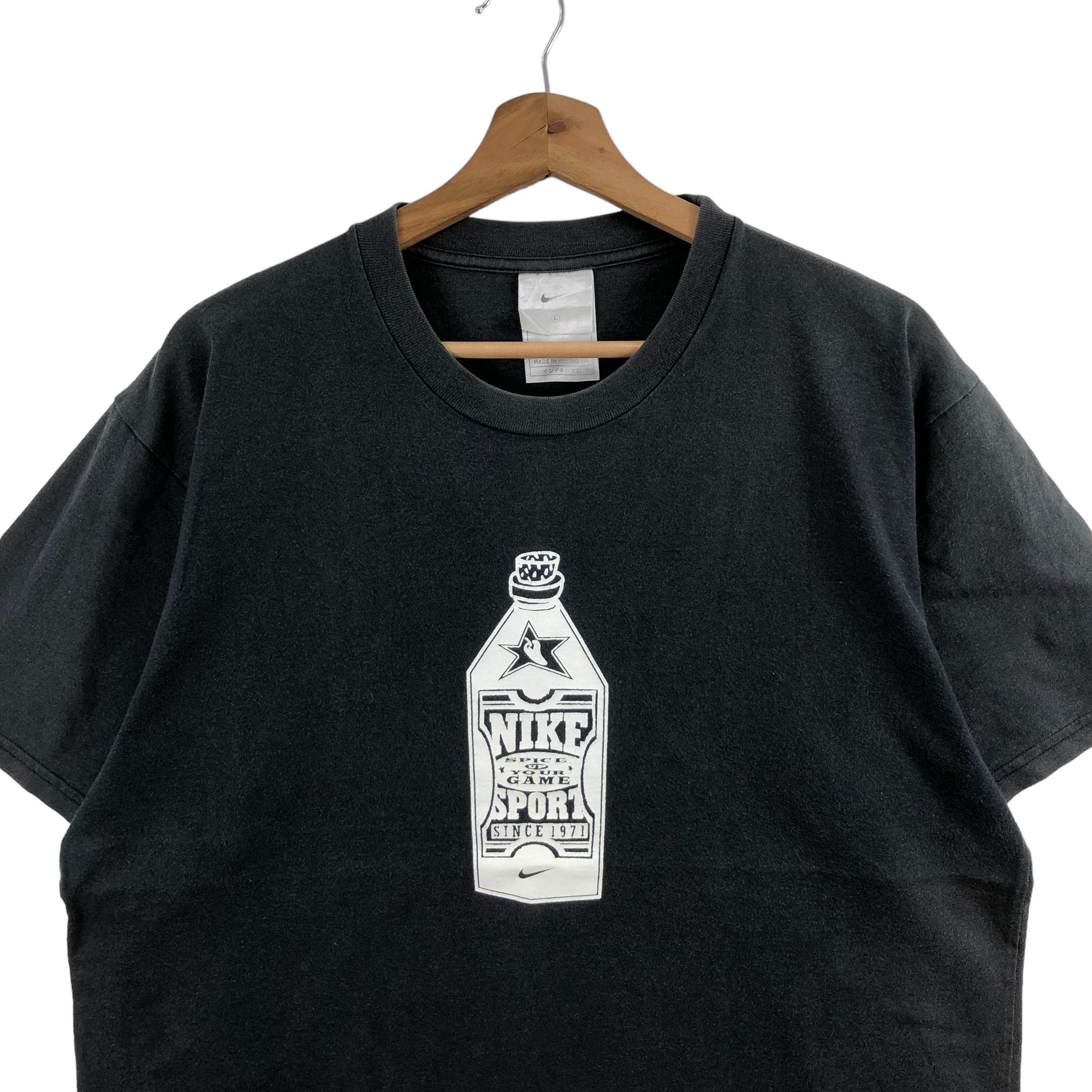 ウェア NIKE premium vintage game shirt Vintage Nike Men's T-shirt No Gimmicks Just Game Basketball