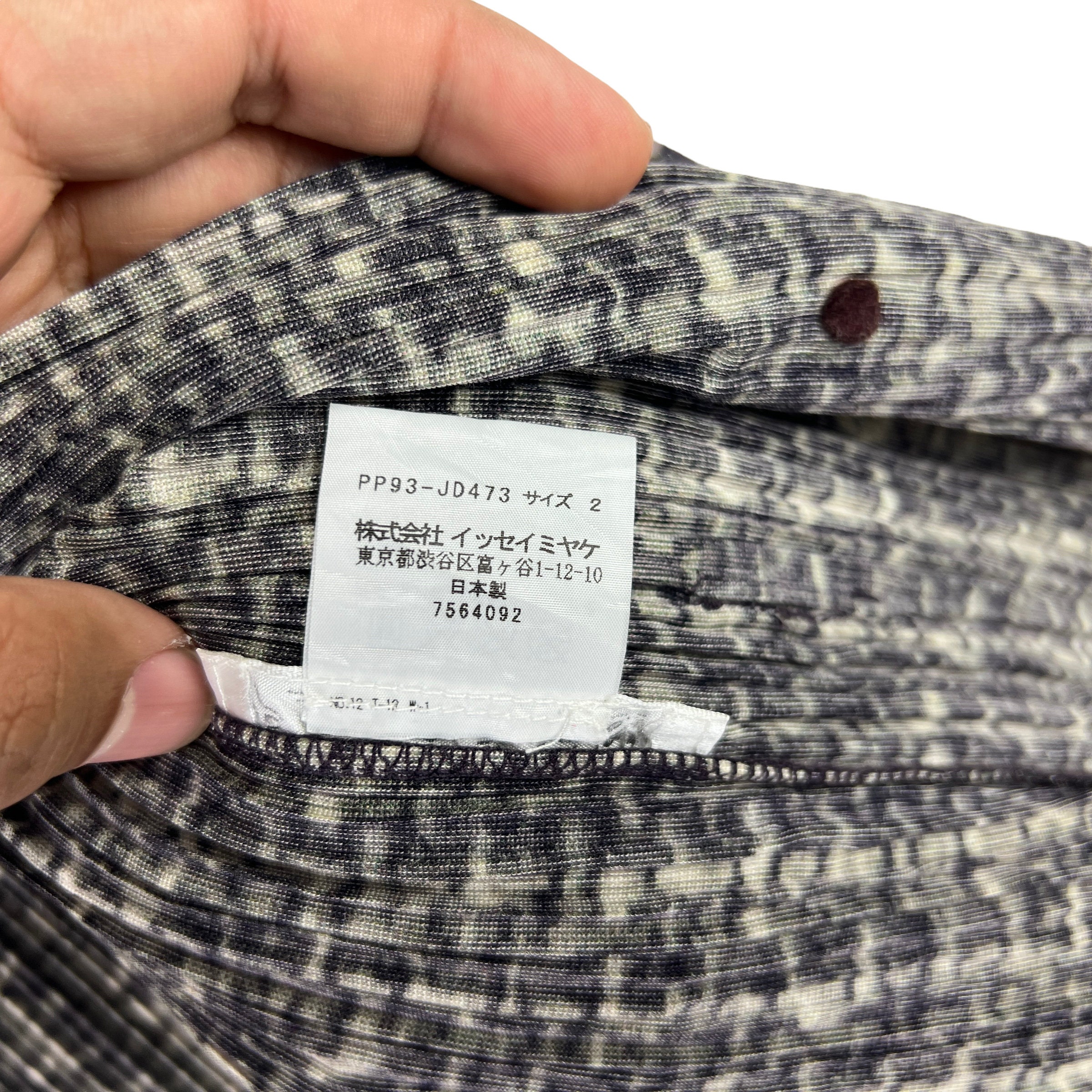 ISSEY MIYAKE Pleats Please Jacket Crop Pleated Elegant ISSEY MIYAKE Pleats Please Jacket Crop Pleated Elegant
