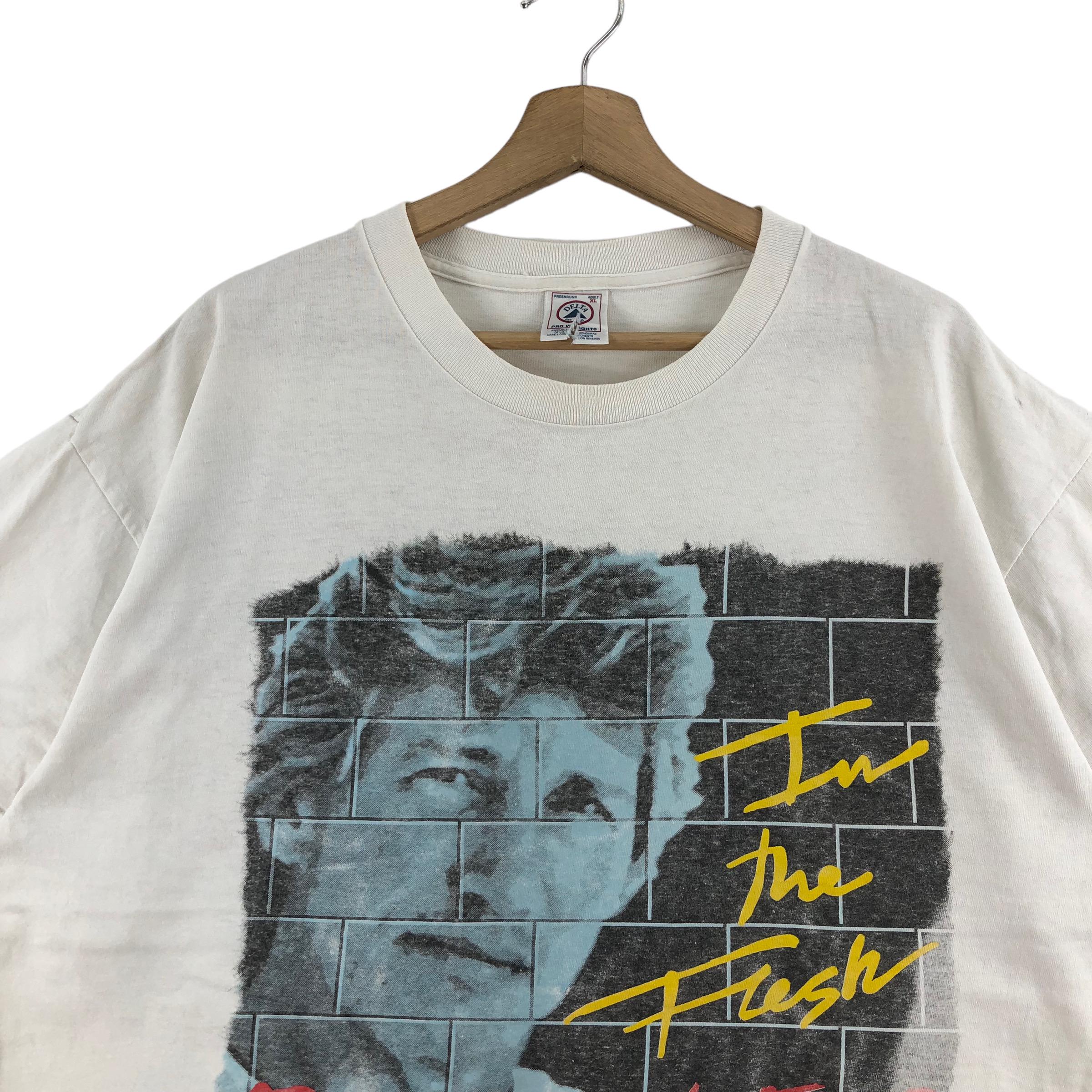 Vintage ROGER WATERS Tour in the Flesh Tee Gerald Scarfe Art Pink
