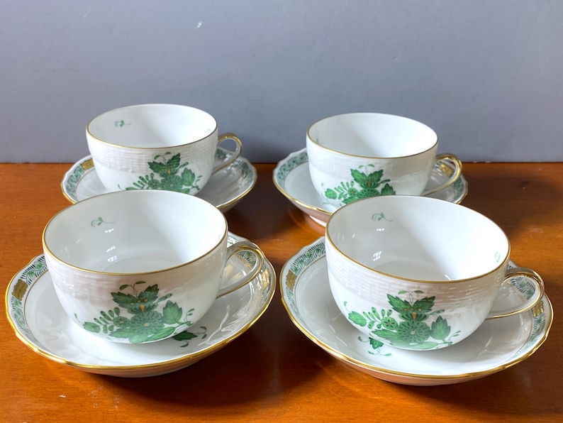 Herend Chinese Bouquet Tea Cup and Saucer - Thumbnail 2