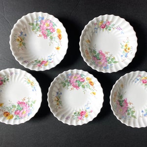 set 5 Royal Doulton &quot;Arcadia&quot; pattern No H4802 bone china bowls , green mark, ca. 1935, beautiful