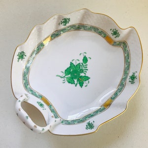 large Herend Green Chinese Bouquet leaf dish with handle, 200/AV, mint!
