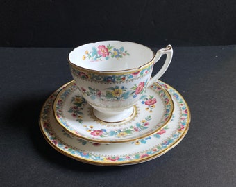 6 piezas Coalport "MING ROSE" (2 tazas de té, 2 platillos, 2 platos), hecho en Inglaterra, MINT