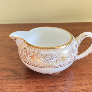 Wedgwood Gold Florentine (gold dragon) bone china creamer, W4219, made in England