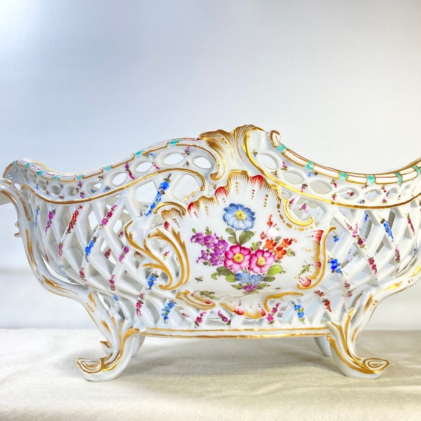 EXQUISITE MEISSEN large reticulated and footed basket/cutwork/ breakthrough centerpiece, flora motif, gold accent, ca.1815-1860, 1st choice