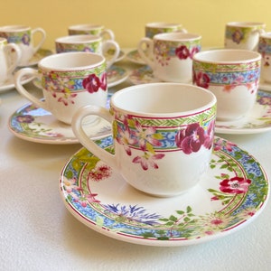 2 Sets France Millefleurs Espresso /Demitasse Kaffee Tassen und Untertassen. made in France, neuwertig