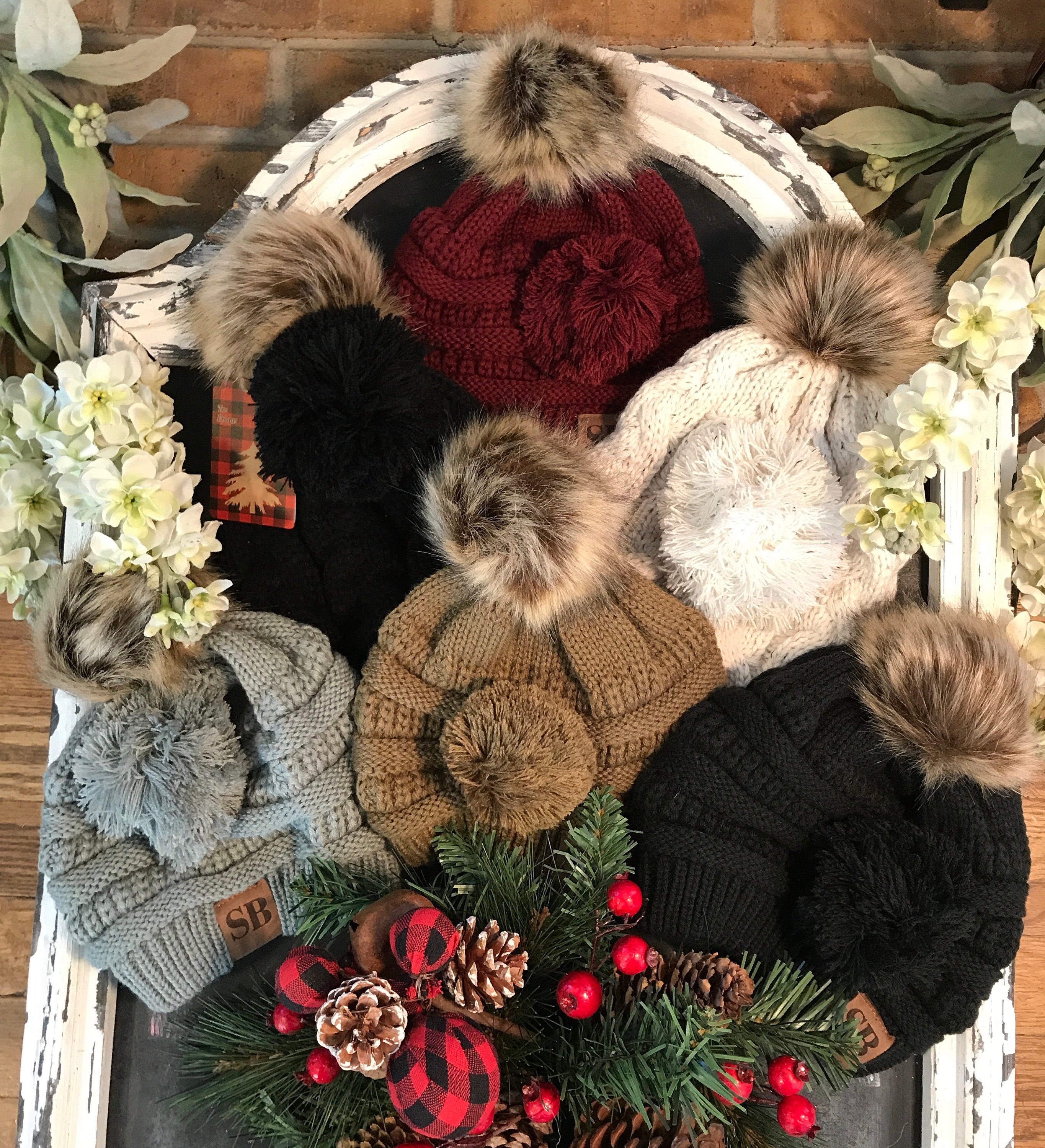 Pom Pom Beanie With INTERCHANGEABLE Pom 
