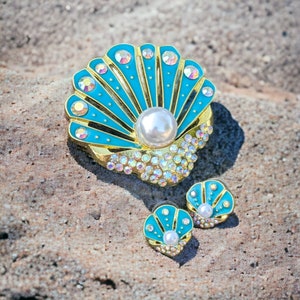 Ariel Mermaid Seashell Brooch and Earrings