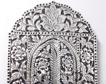 Mirror - Decorative Wall Hanging Art, Unique Home Decor, Modern Wall Decor, Reflective Accent for Living Room & Bedroom