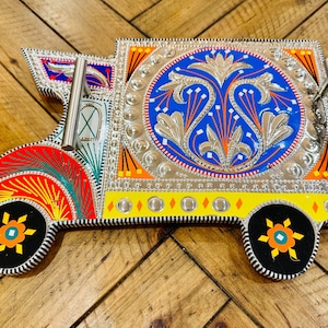 Handmade Home Decor Truck Tray - Chamak Patti Art