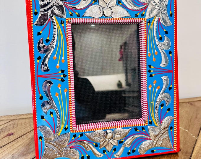 Photo Frame - Hand Painted Truck Art Decor, Unique Vintage Style, Perfect Gift for Home or Office, Colorful Design