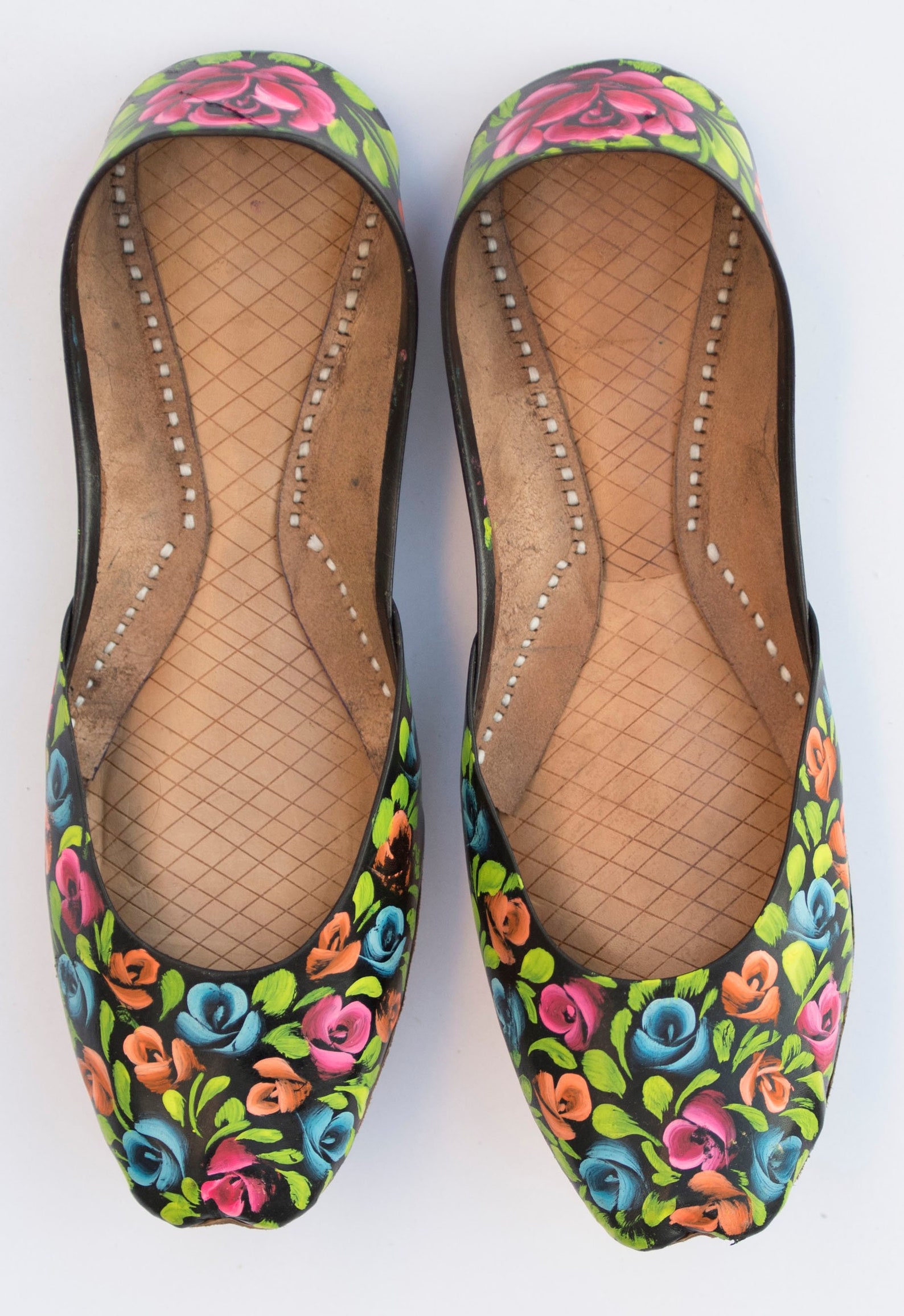 truck art ballet flats (khussa)