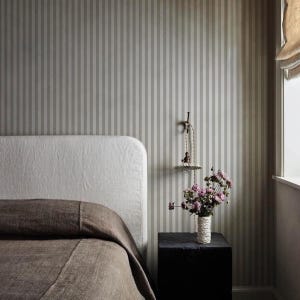 Carta da parati a righe vintage staccabile e attaccabile - Carta da parati a righe sottili - Decorazione murale geometrica - Murale per camera da letto - Decorazione minimalista beige // #V50