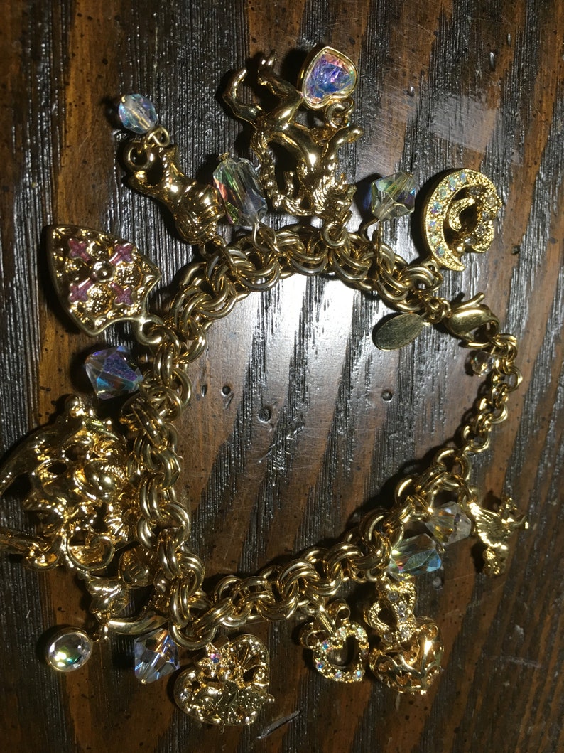 Gold bracelet orand gold necklace