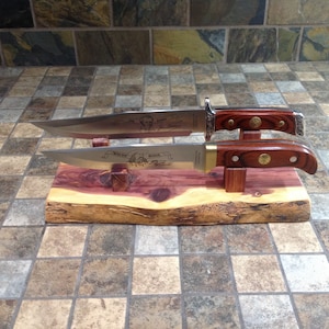 Knife display rustic, knife holder,knife display wood, Knife display handmade, pocket knife display,Knife holder unique, knife stand wood