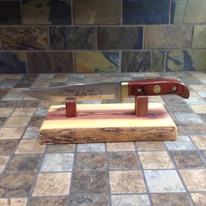 Knife display rustic, knife holder,knife display wood, Knife display handmade, pocket knife display,Knife holder unique, knife stand wood