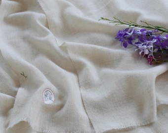 GI Certified Pure Pashmina Scarf/Wrap, Natural White Handwoven on Hand loom in Kashmir, Luxury, Super Soft, Light Weave.