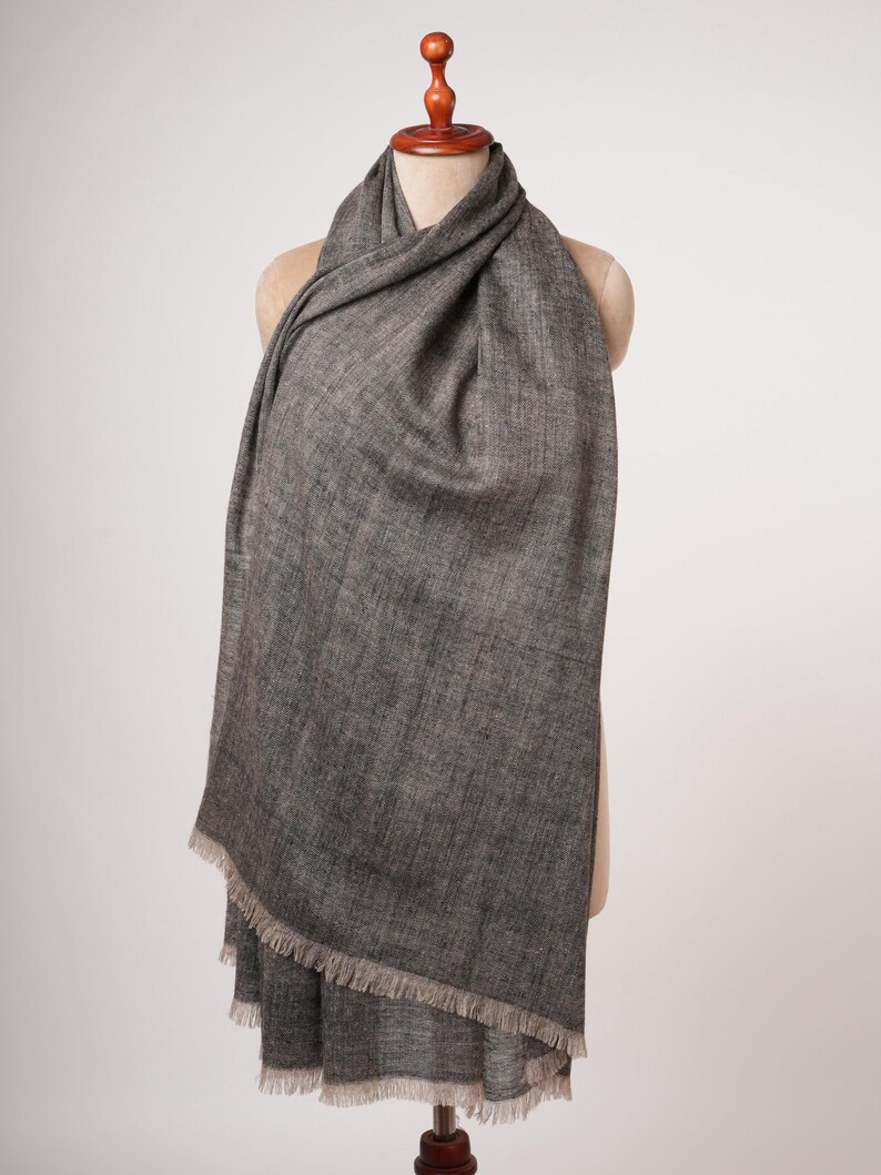 Carbon Black Handwoven Handspun Baby Soft Pashmina Shawl – Pure Luxury