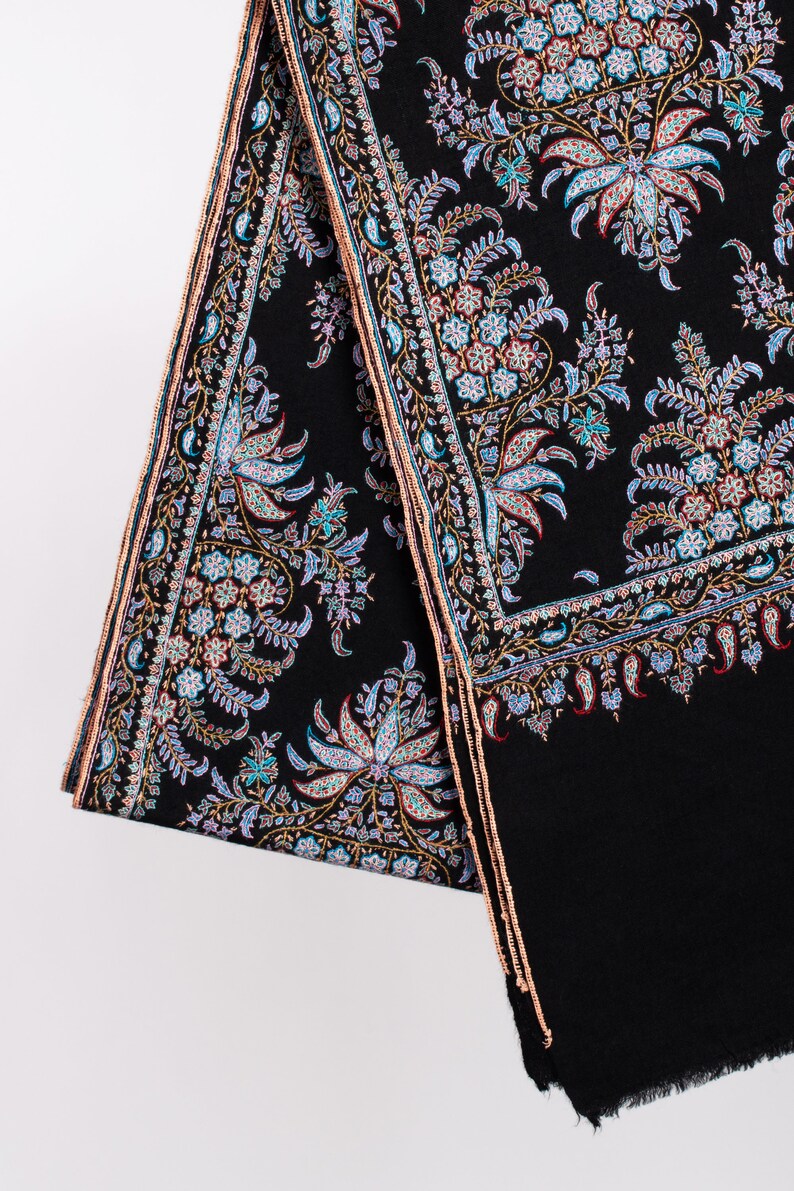 Exclusive Black Festival Pashmina, Original Shawls, Indian Embroideries, Made in Kashmir Gifts, 40x80 MACCLESFIELD image 6