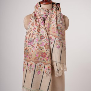 Fine Handwoven Cream Kani Pashmina Shawl | Floral Motif Kashmir Wrap | Lightweight Wool Scarf | Traditional Gift for Her | Shahkaar Kani