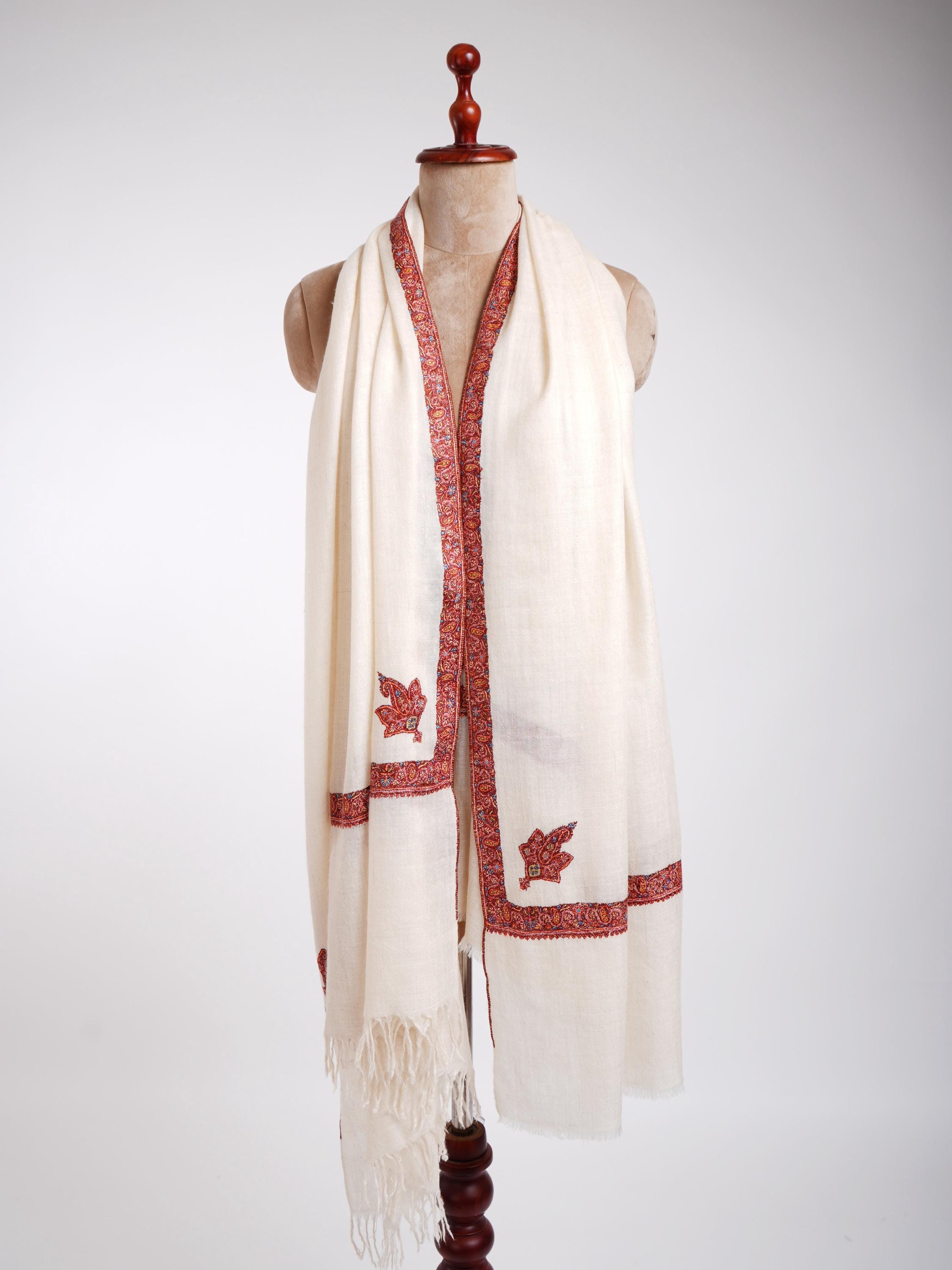 Kashmiri Hashia Motif Natural Ivory Handmade Authentic Pashmina Shawl, 40x80 - Etsy Kashmiri Hashia Motif Natural Ivory Handmade Authentic Pashmina Shawl, 40x80 - Etsy