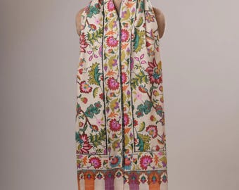 Handwoven Featherlight Ivory Kani Pashmina Shawl