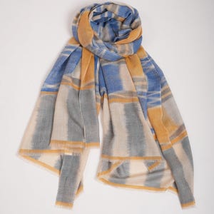 Kashmiri Handwoven Ikat Pashmina Shawl | Ultra Soft Featherlight Wrap | Pure Cashmere Scarf | Authentic Heirloom Gift | Elegant Gift