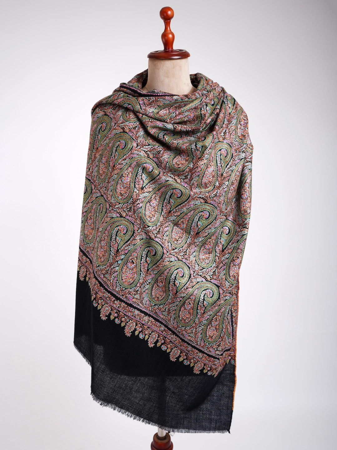 Black Kashmiri Pashmina Shawl | Hand Embroidered Sozni Jamavar