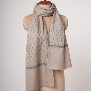 Natural Beige Cashmere Wrap | Handwoven Pashmina with Buti Embroidery | Luxurious Lightweight Scarf | Soft Featherlight Shawl