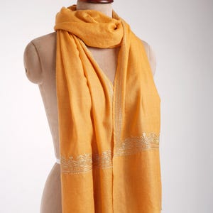 Tilla Embroidered Indian Cashmere Scarf – Handcrafted Kashmiri Shawl in Gold Thread | Luxury Wedding Wrap | Pure Pashmina Gift for Her