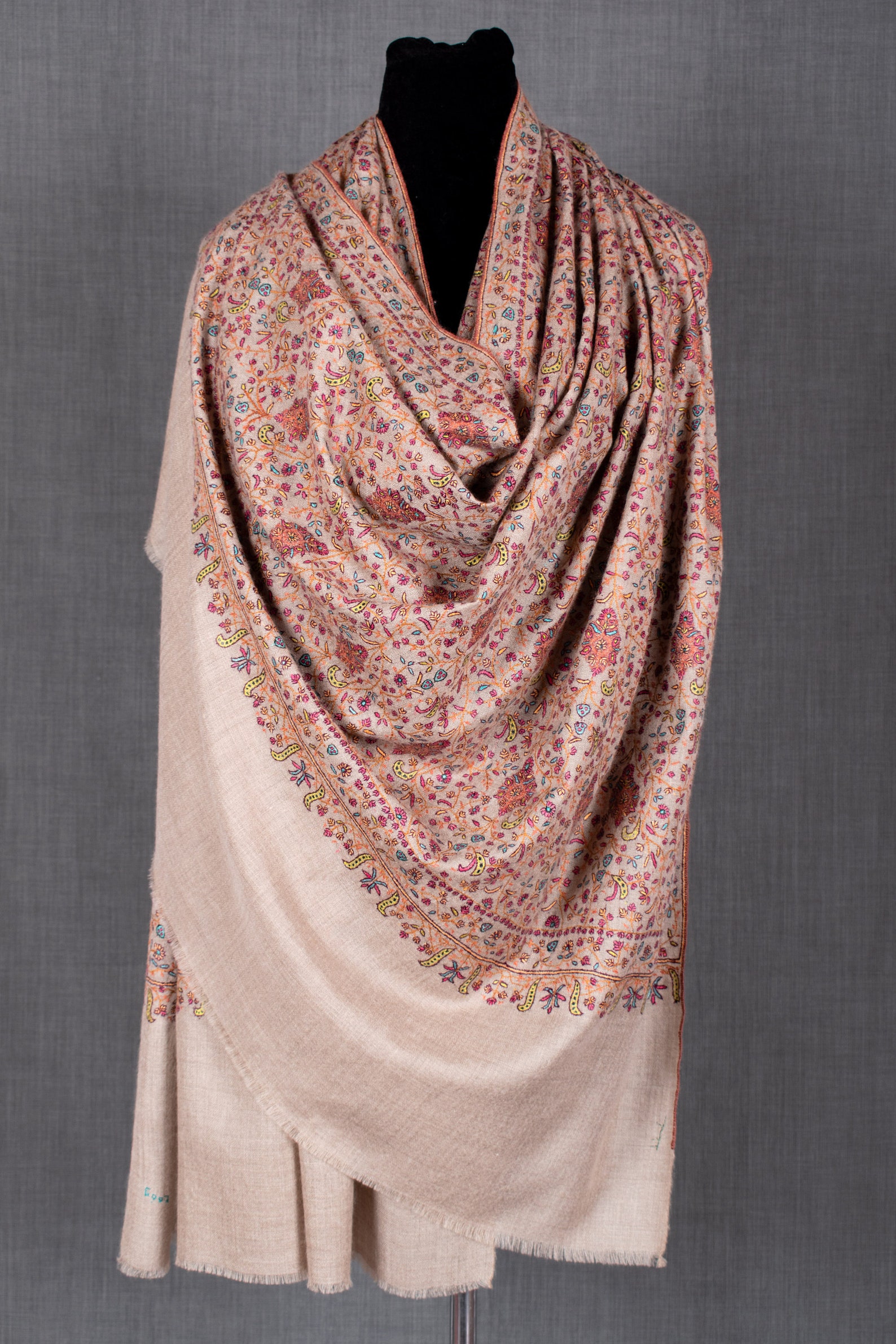 kashmiri sozni shawl