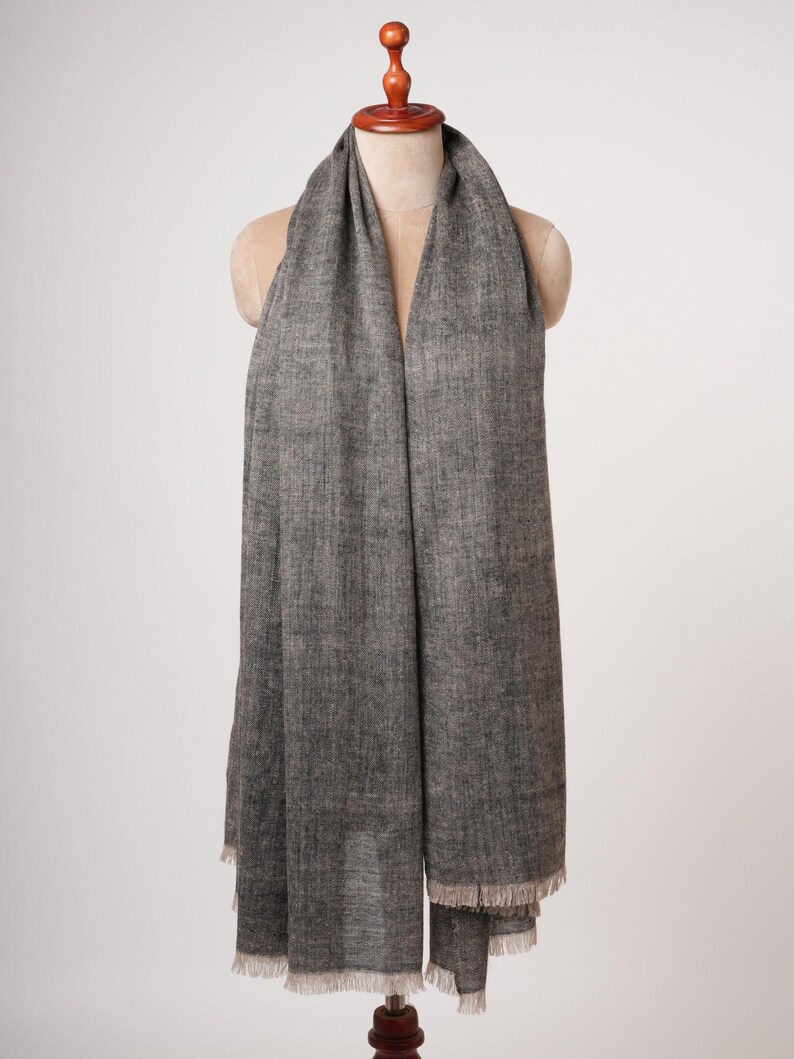 Carbon Black Handwoven Handspun Baby Soft Pashmina Shawl – Pure Luxury