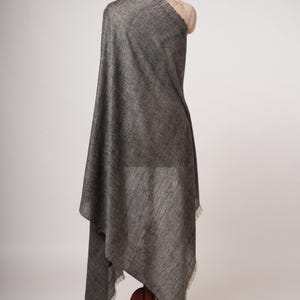 Carbon Black Handwoven Handspun Baby Soft Pashmina Shawl – Pure Luxury