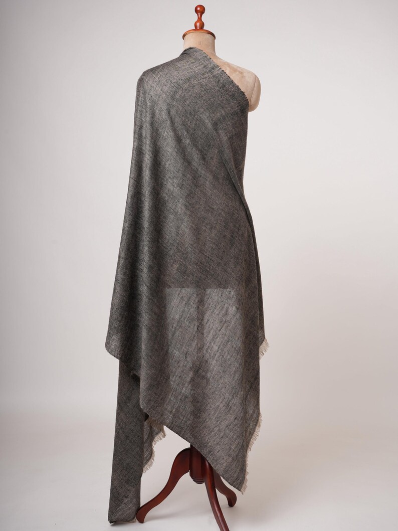 Carbon Black Handwoven Handspun Baby Soft Pashmina Shawl – Pure Luxury