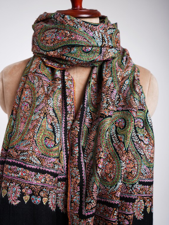 Lack Kashmiri Pashmina Shawl | Hand Embroidered Sozni Jamavar