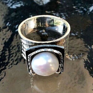 Silpada Hammered Sterling Silver Freshwater Pearl Ring Size 6 Retired Silpada Ring Size 6