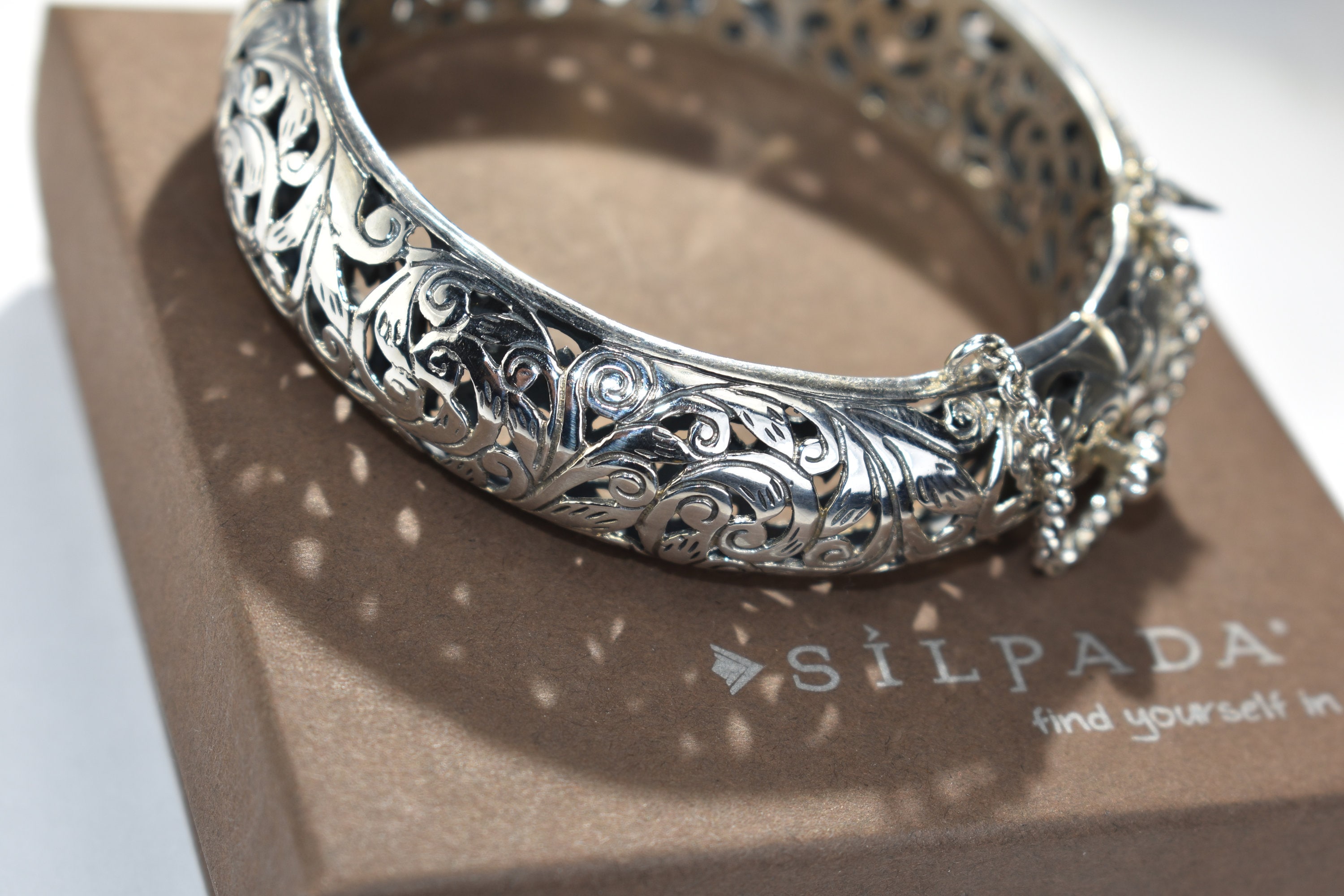Silpada Bangles - Etsy display picture 2