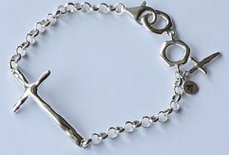 Silpada Bracelet in Good Faith Hammered Sterling Silver Cross Bracelet
