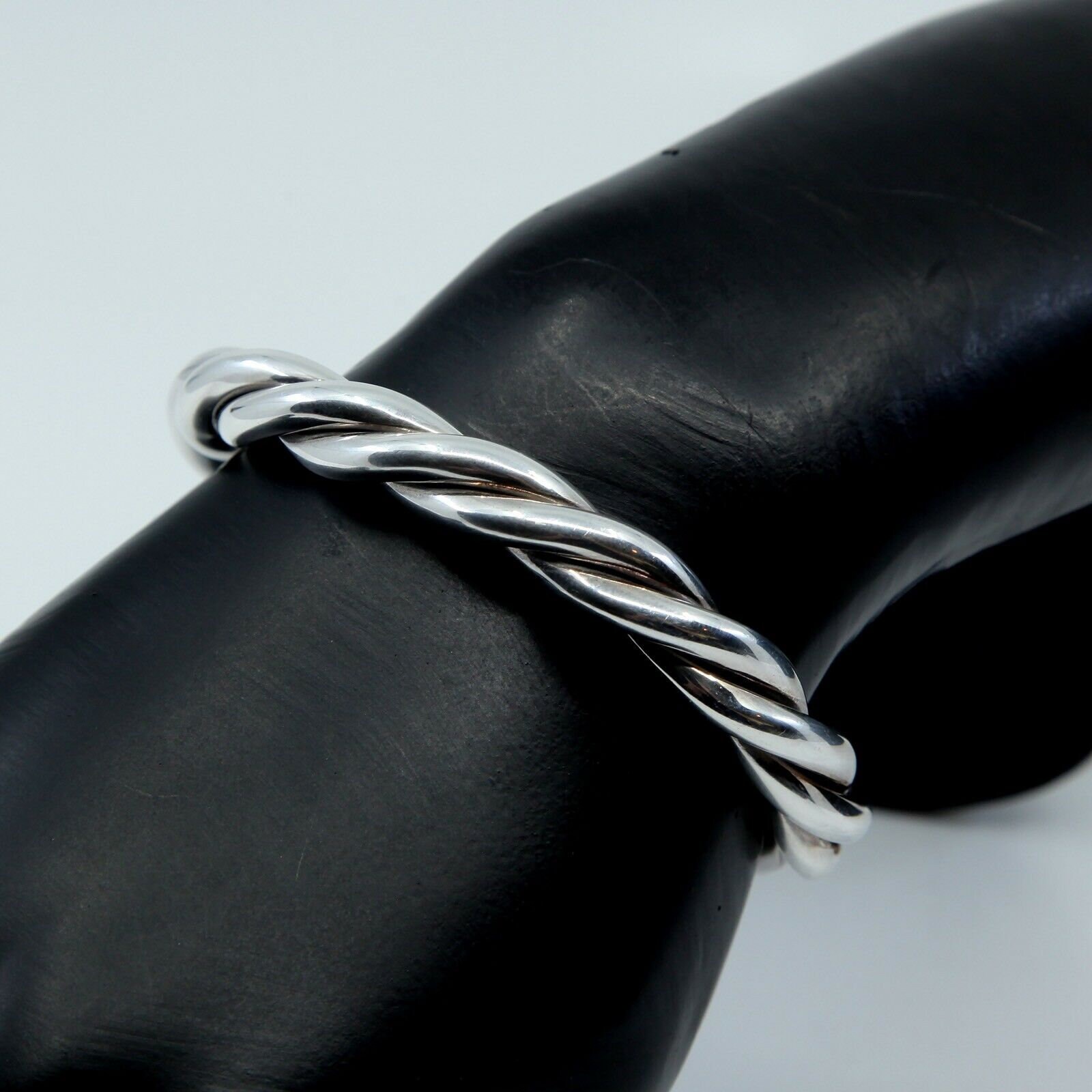 Silpada ハンマー打ち 925 シルバー ヴィンテージ カフブレスレット